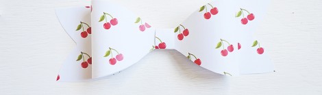 {Paper Bow} Tutorial and Free Printable Paper